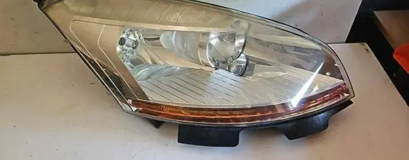 Citroen C4 I Picasso Headlight/headlamp