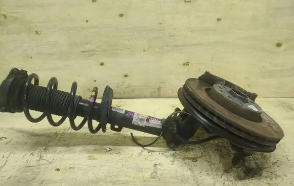 Volkswagen Touran II Front wheel hub spindle knuckle