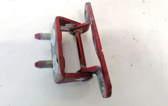Tailgate/trunk/boot hinge