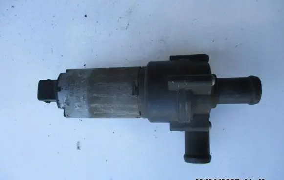 Opel Omega B2 Water pump 0392020034