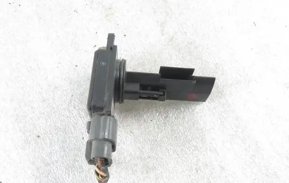 Mitsubishi Outlander Mass air flow meter E5T60171 MR985187