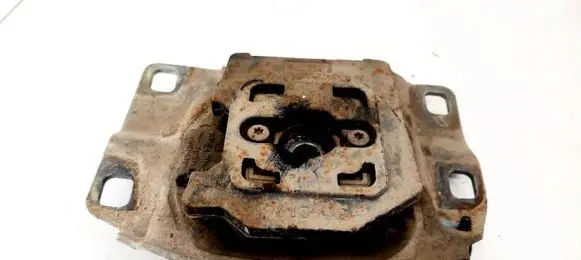 Ford Focus Engine mount bracket V617M121AB V61-7M121AB