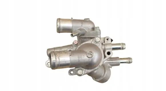 Mitsubishi Outlander Thermostat/thermostat housing 