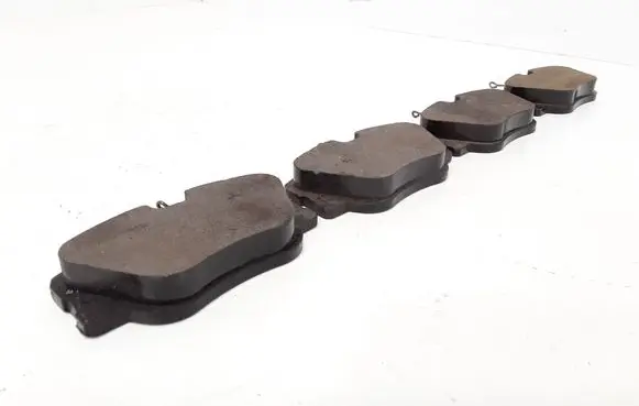 Mercedes-Benz E W124 Brake pads (front) 