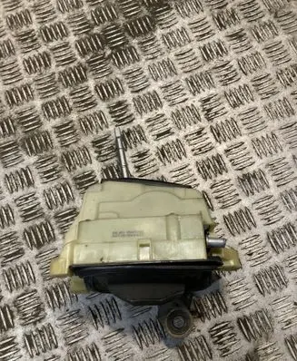 Mercedes-Benz C W204 Gear selector A2042673724 2042673724