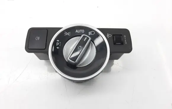 Mercedes-Benz C W204 Light switch A2129050651