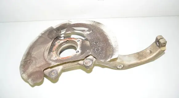 BMW X6 F16 Front wheel hub 6869869 31216869869 31216773783