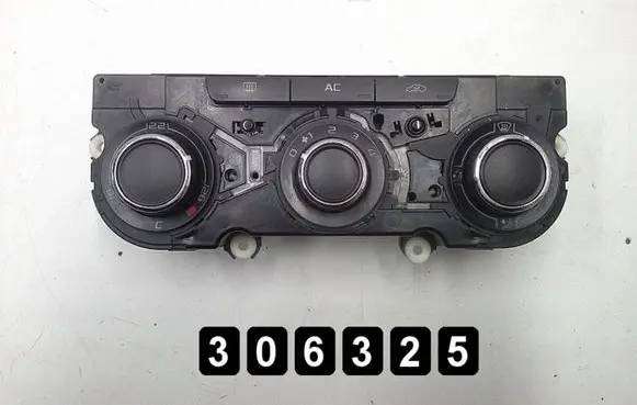 Skoda Octavia Mk2 (1Z) Climate control unit 3T0820047H