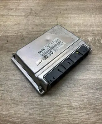 Toyota Yaris Engine control unit/module ECU 8966052270 8966152200 0281010563