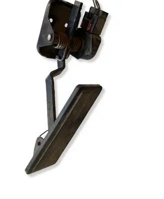 Chrysler Grand Voyager IV Accelerator throttle pedal G1A06AM1057231 04612742