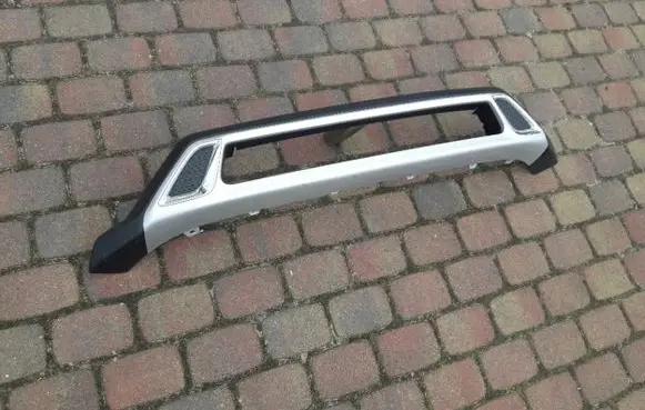 Volvo XC40 Front bumper lip 6405A269 6405A2696405A27077