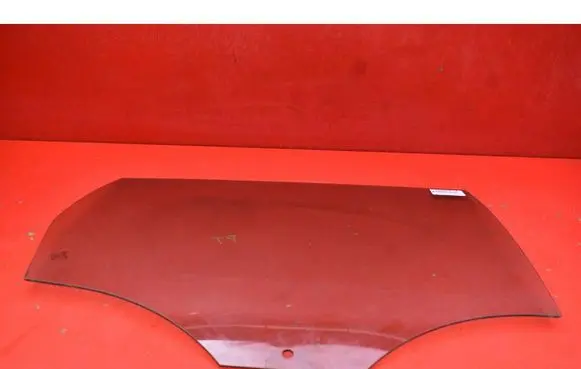 Volkswagen PASSAT B6 Rear door window glass 