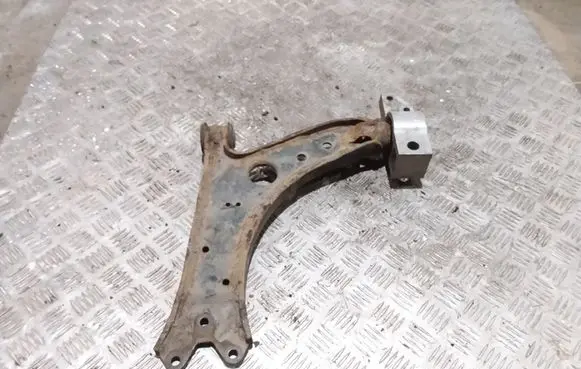 Volkswagen Golf V Front lower control arm/wishbone