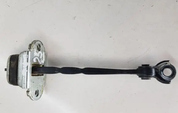 Honda CR-V Rear door check strap stopper
