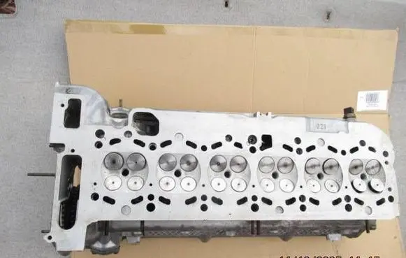 BMW 5 E60 E61 Engine head 1436812