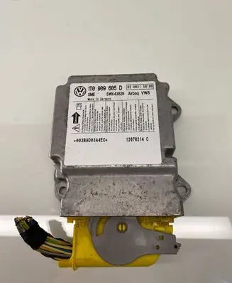 Volkswagen Touran I Airbag control unit/module 1T0909605D 5WK43828 02H021S0100