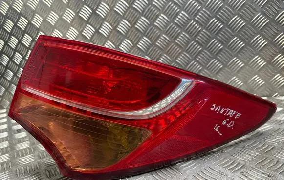 Hyundai Santa Fe Rear/tail lights 924022W030