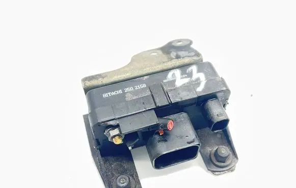 Mercedes-Benz C W203 Glow plug pre-heat relay 2502158