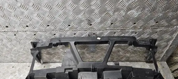 Renault Scenic II - Grand scenic II Radiator support slam panel bracket 