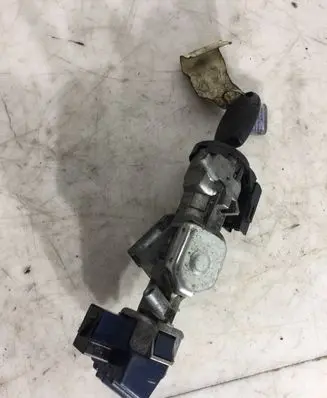 Ford Focus Ignition lock 3M513F880AC