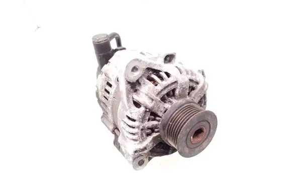KIA Carens II Generator/alternator 3730027021 021319262