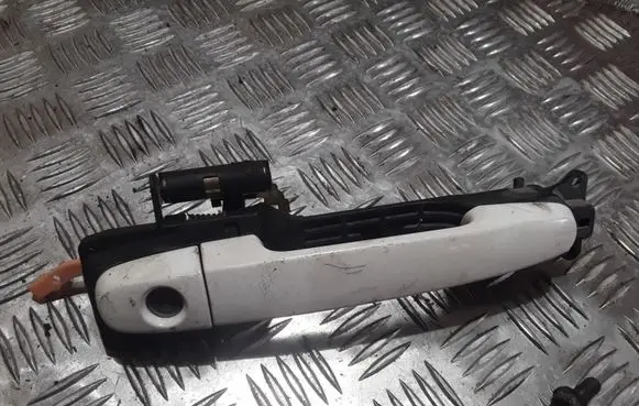 Toyota Avensis Verso Front door exterior handle
