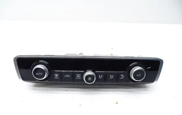 Audi A3 S3 8V Climate control unit 8V0820043M