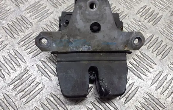 Ford Focus Engine bonnet/hood lock/latch loop/hook 