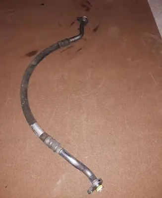 Volvo XC70 Air conditioning (A/C) pipe/hose 31332152