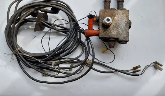 Iveco Daily 4th gen Hydraulic servotronic pressure valve 