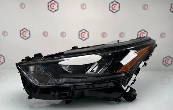 Toyota Highlander XU70 Headlight/headlamp 10100-8A06N