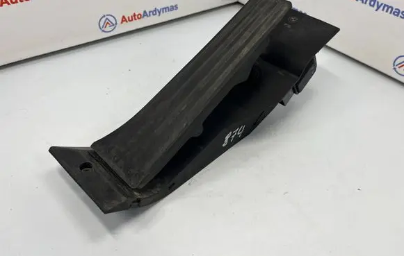 BMW 5 E60 E61 Accelerator throttle pedal 6766930 35426766930 6762326