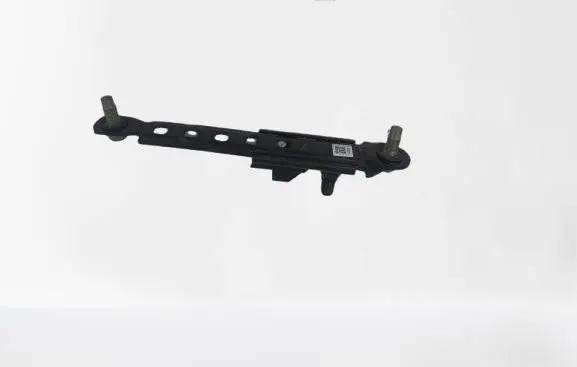 Nissan Qashqai Radiator support slam panel BEZPIECZENSTWA
