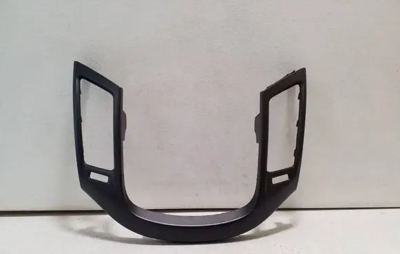 Chevrolet Orlando Panel trim 2011J26117