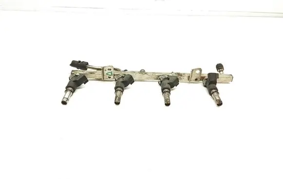 Opel Astra H Fuel main line pipe 55559375