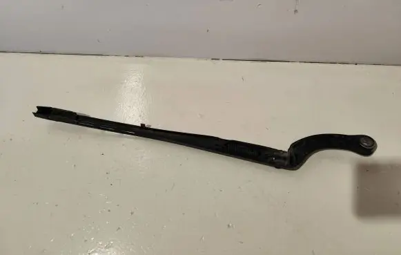 Audi A4 S4 B7 8E 8H Front wiper blade arm 179782