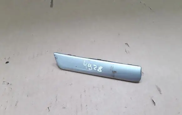 Volkswagen Sharan Dashboard glove box trim 7N2857212