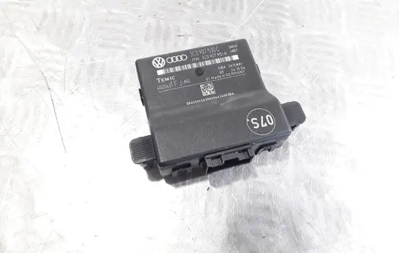 Volkswagen PASSAT B6 Door control unit/module 3C0907530C 3C0907951A