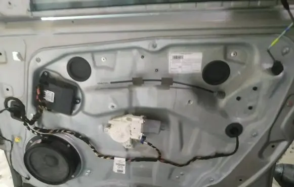 Mercedes-Benz ML W164 Sliding door window regulator with motor a2518200842 a1697202635