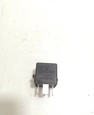 Mercedes-Benz A W169 Other relay A0025421319