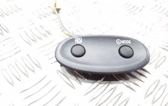 Toyota Yaris Cruise control switch 