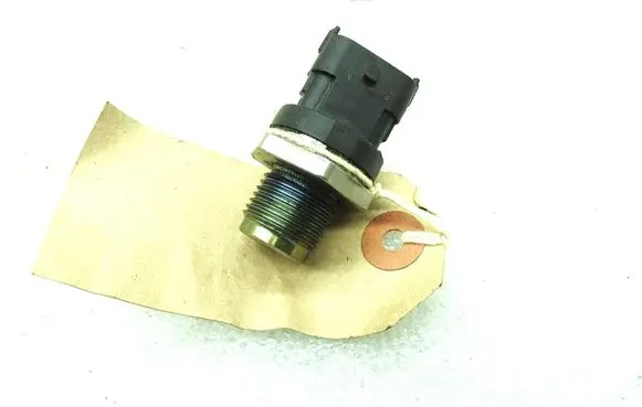 Opel Corsa D Fuel pressure sensor 55209572 0281002903