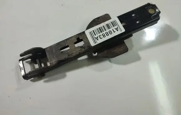 Audi A4 S4 B5 8D Seat belt adjustment rail 