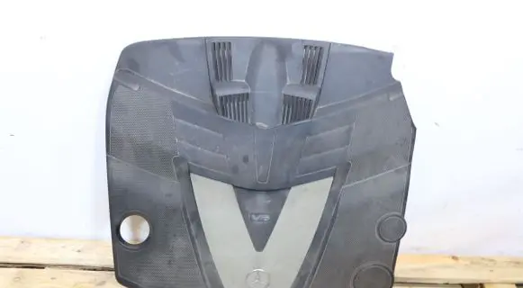 Mercedes-Benz CLS C219 Engine cover (trim)