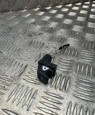 Volkswagen Tiguan Electric window control switch 1101
