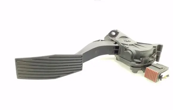 Opel Insignia A Accelerator throttle pedal 13237352