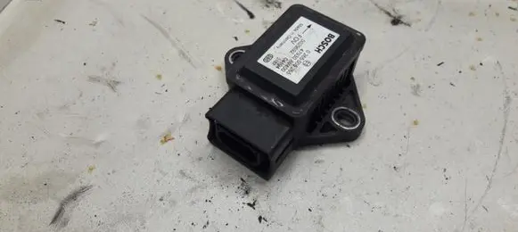 Nissan Primera Airbag deployment crash/impact sensor 47930AV400