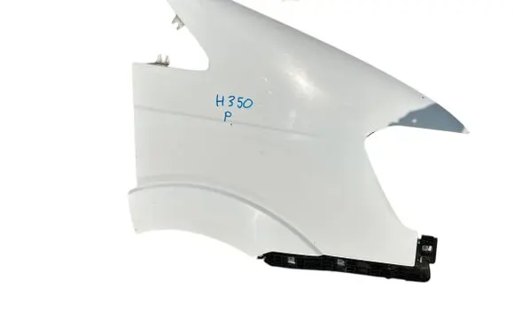 Hyundai Solati H350 Fender