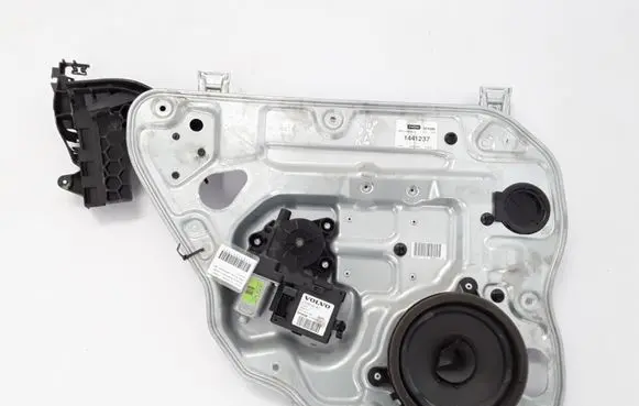 Volvo S40 Rear window lifting mechanism without motor 8679082