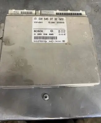 Mercedes-Benz E W210 ESP (stability system) control unit 0315450732 0265109498 DKDU09022466